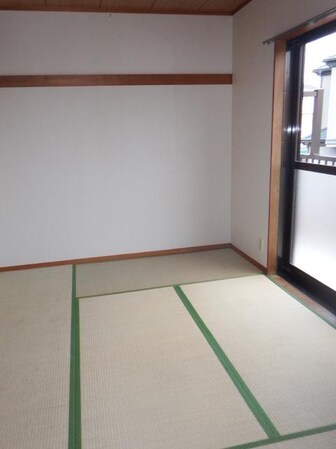 ドミール羽沢Aの物件内観写真